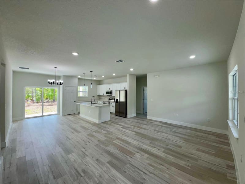 Living and dining area