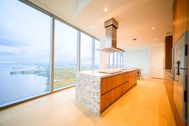 Kitchen facing the bay